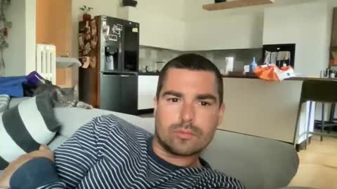 kevinpillobello online show from 05-20-26, 04:57