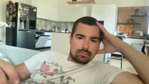 kevinpillobello online show from 05-26-26, 04:14