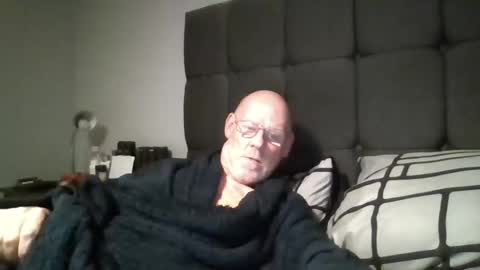 kevlooking4sez online show from 12-14-24, 09:45