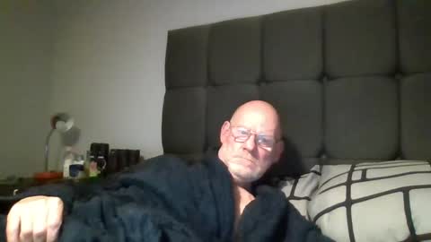 kevlooking4sez online show from 12-24-24, 11:55