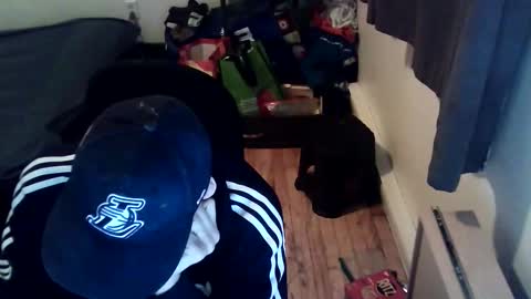 Snapshot of kevmtl8pc chatting on 02-05-26, 03:22 kevmtl8pc online show from 02-05-26, 03:22