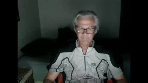 kevwestunder9696 online show from 10-12-25, 11:20