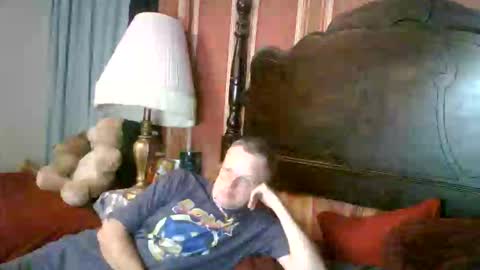 Snapshot of kevydaddyhubby2 chatting on 11-17-25, 02:06 kevydaddyhubby2 online show from 11-17-25, 02:06