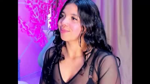 Keyla noa online show from 12-22-25, 07:33