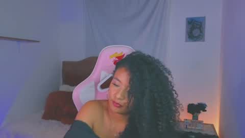 Snapshot of keyla_roberts_ chatting on 07-26-26, 02:42 Adhara. Help me reach 100 likes online show from 07-26-26, 02:42