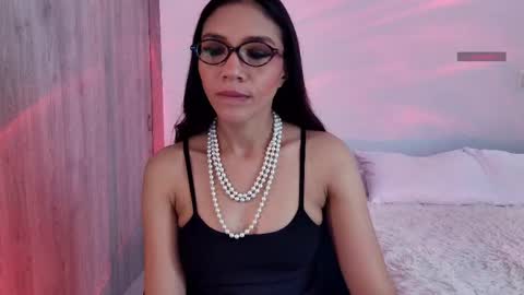 Keyla online show from 05-17-26, 12:23
