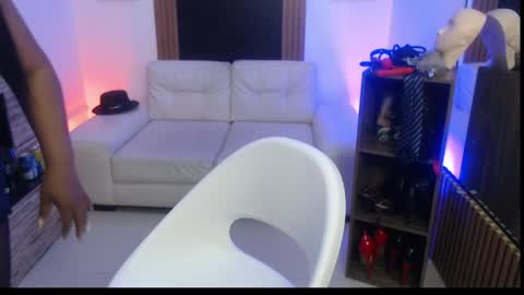 Snapshot of keylathomson chatting on 03-22-26, 10:51 Keyla online show from 03-22-26, 10:51