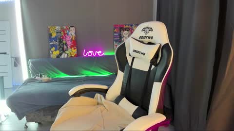 Snapshot of keyli_ink chatting on 10-03-25, 10:01 Keyli online show from 10-03-25, 10:01