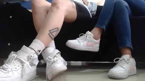     online show from 02-18-25, 03:10