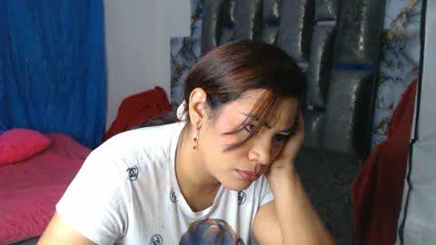 Keylli online show from 04-14-26, 03:45