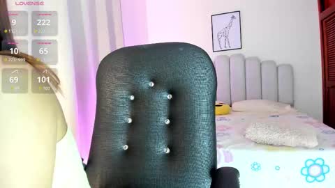 keylly online show from 02-19-25, 03:28