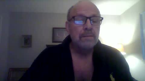 Snapshot of kfries chatting on 12-06-24, 02:28 Kent online show from 12-06-24, 02:28