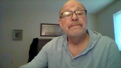 Snapshot of kfries chatting on 03-10-25, 02:26 Kent online show from 03-10-25, 02:26
