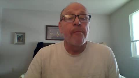 Snapshot of kfries chatting on 03-10-25, 06:56 Kent online show from 03-10-25, 06:56