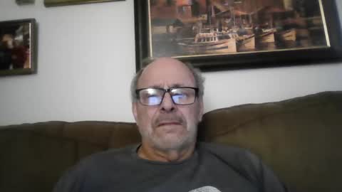 Snapshot of kfries chatting on 09-12-25, 08:42 Kent online show from 09-12-25, 08:42