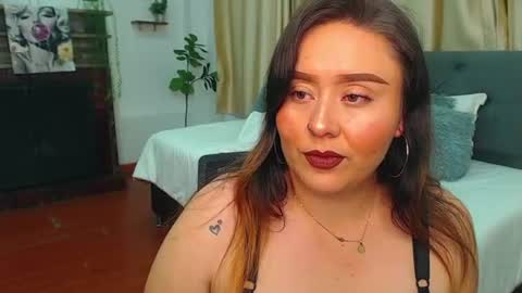 K H A I L A online show from 06-19-26, 05:50