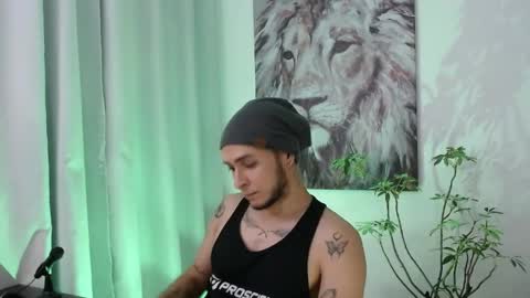 KhalicaN online show from 05-26-26, 02:40