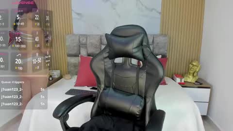 Snapshot of khalifa_fletcher chatting on 12-26-24, 08:42 khalifa online show from 12-26-24, 08:42