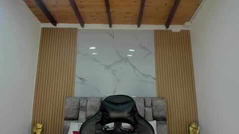 Snapshot of khalifa_fletcher chatting on 01-07-25, 04:16 khalifa online show from 01-07-25, 04:16
