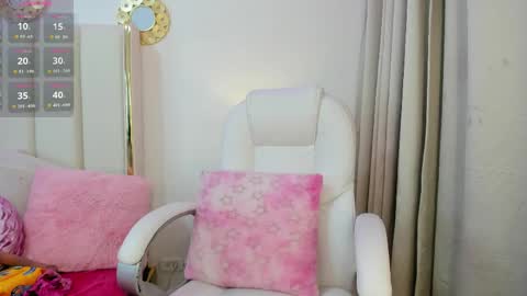 Snapshot of khalimaxwell chatting on 04-01-26, 04:35 khalimaxwell online show from 04-01-26, 04:35