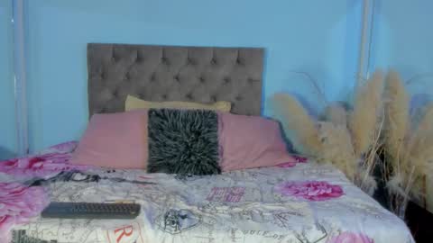 Kathe Hot online show from 09-13-25, 07:35