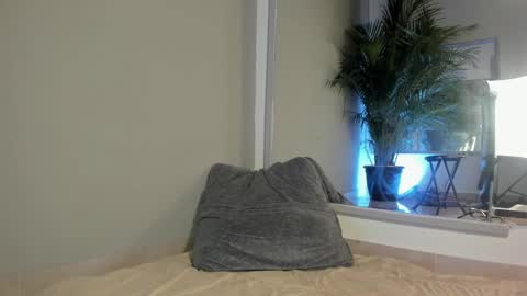 Snapshot of khaterine_hot_1 chatting on 03-02-26, 09:10 Kathe Hot online show from 03-02-26, 09:10