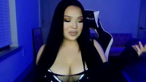 Snapshot of khaydizzle chatting on 11-15-25, 06:55 khaydizzle online show from 11-15-25, 06:55