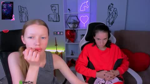 Snapshot of khloebeauty chatting on 10-12-25, 07:02 khloebeauty online show from 10-12-25, 07:02