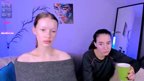 Snapshot of khloebeauty chatting on 10-18-25, 07:14 khloebeauty online show from 10-18-25, 07:14