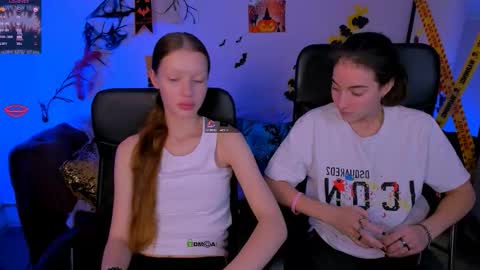 Snapshot of khloebeauty chatting on 11-04-25, 08:52 khloebeauty online show from 11-04-25, 08:52