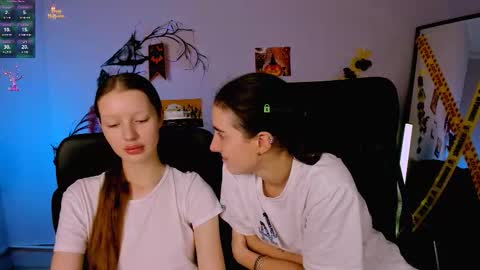 Snapshot of khloebeauty chatting on 11-05-25, 08:20 khloebeauty online show from 11-05-25, 08:20