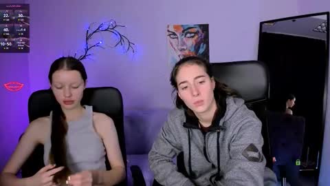 Snapshot of khloebeauty chatting on 11-09-25, 08:18 khloebeauty online show from 11-09-25, 08:18