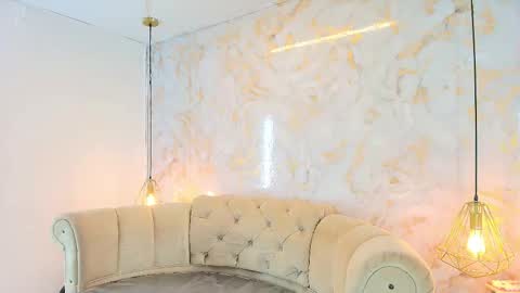 Khloe online show from 01-14-26, 05:02