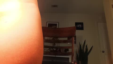 Khloe online show from 09-29-25, 12:27