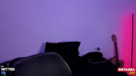 Snapshot of khozler_ chatting on 01-12-25, 01:16 khozler_ online show from 01-12-25, 01:16
