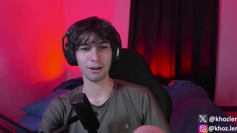 khozler_ online show from 10-31-25, 04:02