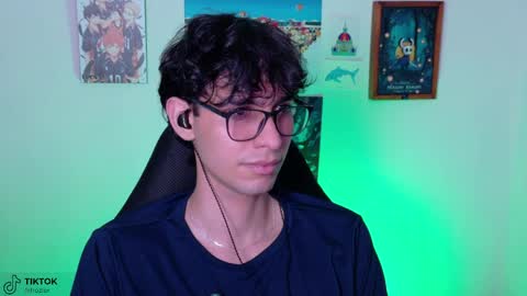khozler_ online show from 05-12-26, 03:47