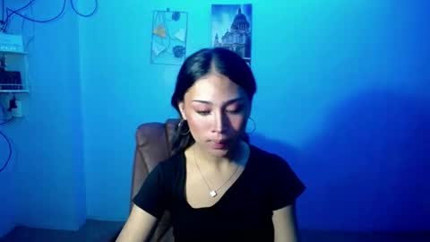 Snapshot of kiana4uxoxo chatting on 10-30-25, 07:25 Kiana online show from 10-30-25, 07:25