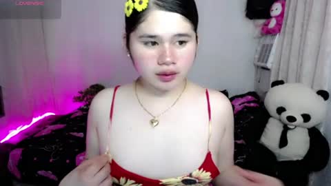 Snapshot of kianna_schmitz chatting on 06-26-26, 01:59 Your SweetGirl Ts online show from 06-26-26, 01:59