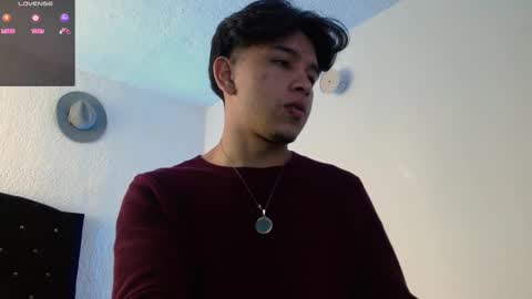 Adrian  Chlloe online show from 11-28-25, 09:50