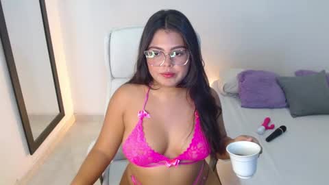 Kiara Evans online show from 01-28-25, 11:17