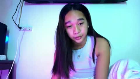 Snapshot of kiara_bedisa143 chatting on 11-25-25, 06:35 i love bella online show from 11-25-25, 06:35