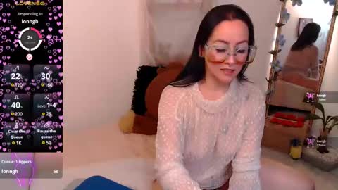 Snapshot of kiara_bermont chatting on 01-05-25, 06:13 Kiara Bermont online show from 01-05-25, 06:13