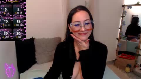 Snapshot of kiara_bermont chatting on 02-11-25, 07:27 Kiara Bermont online show from 02-11-25, 07:27