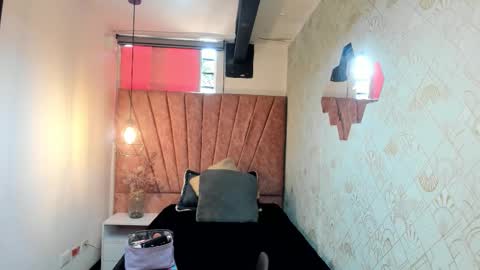 Snapshot of kiara_cruz__ chatting on 02-28-26, 04:30 kiara Cruz online show from 02-28-26, 04:30