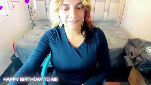 kiara Cruz online show from 06-17-26, 08:10