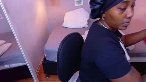 Kiara online show from 04-17-26, 12:35