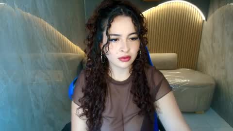 Snapshot of kiara_moon_r chatting on 05-30-26, 03:03 Kiara online show from 05-30-26, 03:03