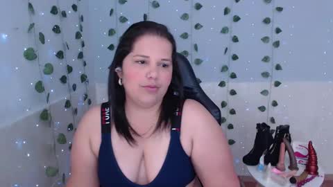 Snapshot of kiara_scottt chatting on 02-27-25, 08:28 Kiara online show from 02-27-25, 08:28