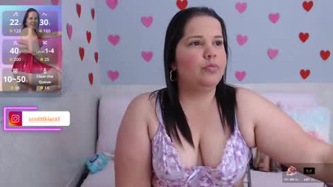 Snapshot of kiara_scottt chatting on 09-30-25, 08:30 Kiara online show from 09-30-25, 08:30
